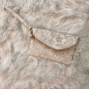 Womens Clutch/Wristlet (White/Silver)